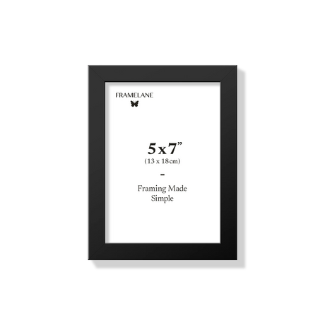 Black picture frame 5x7 in, front view